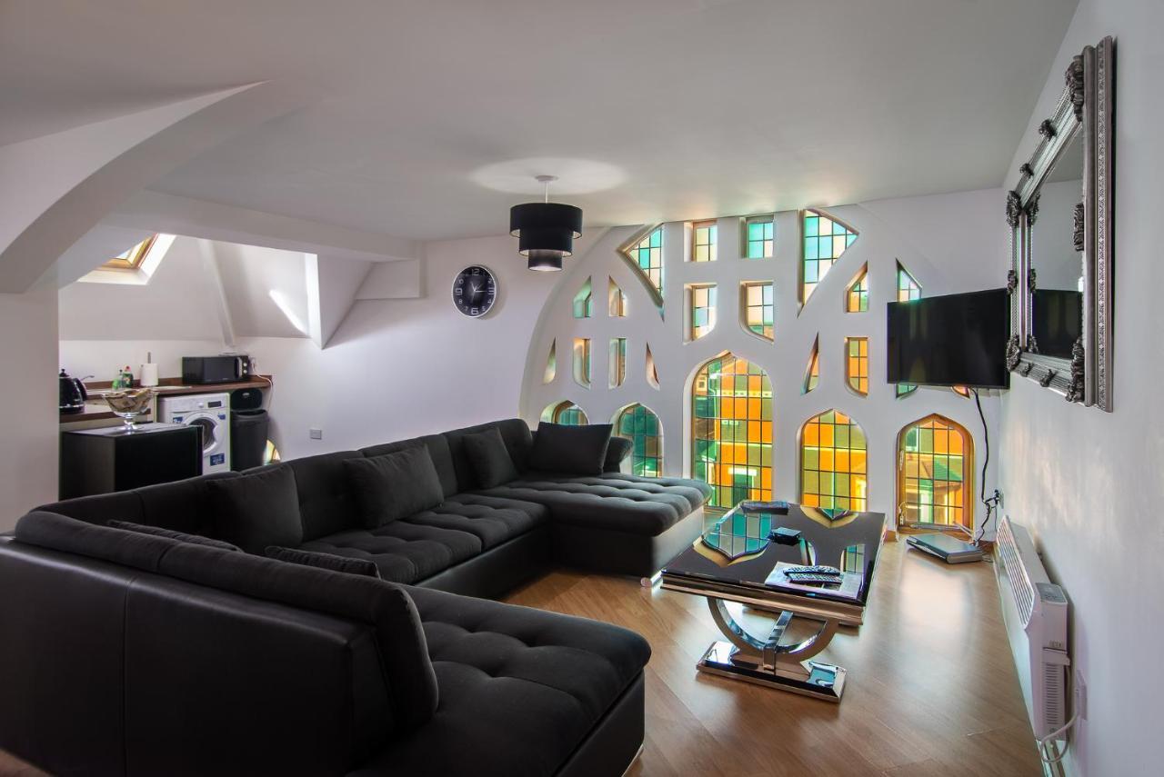 Stunning Church Conversion Close To The Tower Blackpool Zewnętrze zdjęcie